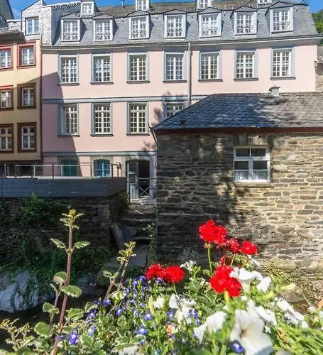 아파트 Stadthaus Aqua&blue 몬샤우